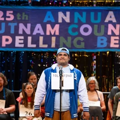 Review: Stages St. Louis High-Spirited THE 25TH ANNUAL PUTNAM COUNTY SPELLING BEE Delights