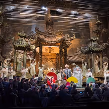 Review: TURANDOT Returns for Another Go-Around at the Met in Classic Zeffirelli Produ