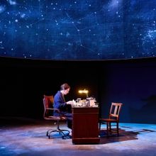 Review: THE LIGHTEST ELEMENT, Hampstead Theatre