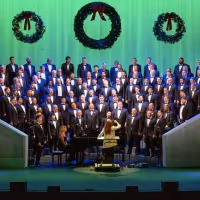 BWW Review: GMCLA HOLIDAY SPECTACULAR Shorter and Very Sweet