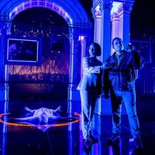 Review: THE DA VINCI CODE at Alley Theatre