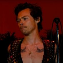 VIDEO: Watch Harry Styles Perform His New Single 'As It Was' For the First Time at Co