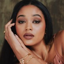 Savannah Basley Co-Stars in SyFy's REGINALD THE VAMPIRE Season Two