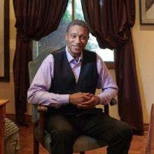 Mark S. Doss Announces New FACHUALLY CORRECT Series