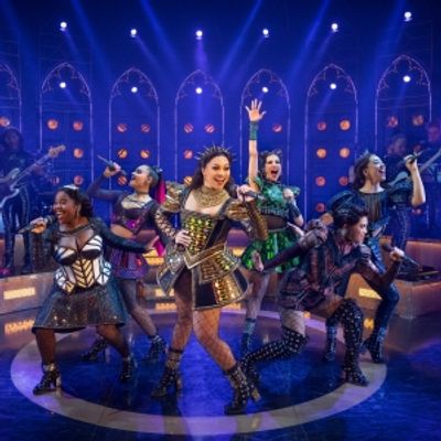 Review: SIX THE MUSICAL National Tour Presented by Broadway In Chicago