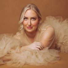 Rachael Blanche Releases New Single 'Translator'