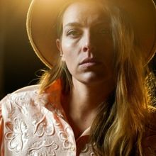 Queer-Fronted Folk-Pop Act Hanne Kah Releases New Single 'Trick Me'