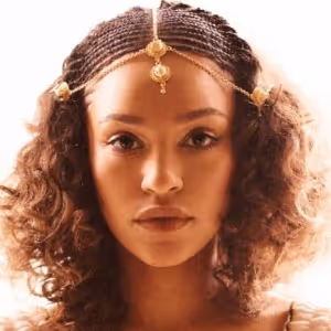 Izzy Bizu Releases New Single 'Flower Power'