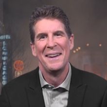 Interviews: Cinco Paul sobre la nueva temporada de SCHMIGADOON!