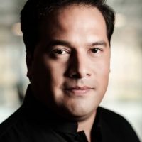 Robert Trevino Signs to Ondine for Multi-Year Recording Deal