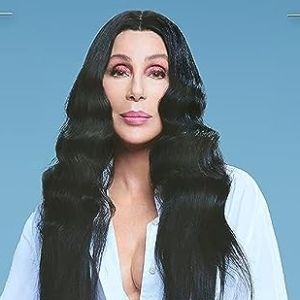 Cher's Christmas Album to Feature Darlene Love, Michael Bublé & More; October Release Date Set