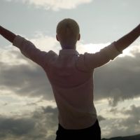 VIDEO: Check Out the Official Trailer For the Film Adaptation of EVERYBODY'S TALKING…