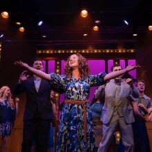 BEAUTIFUL: THE CAROLE KING MUSICAL Takes The Stage At The New London Barn Playhouse M