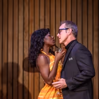 BWW Review: Emotion, autonomy and passion reign in Soulpepper's BETRAYAL