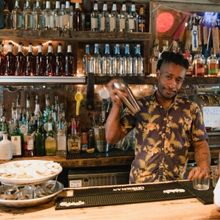 Best Bars Near Broadway- Where to Grab a Drink Before/After a Show