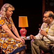 BWW Review: EAST IS EAST, National Theatre
