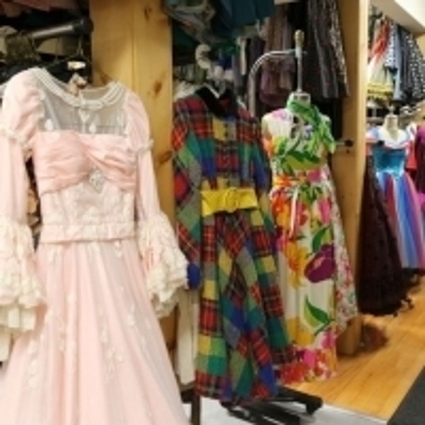 Wake Up With BWW 7/17: WAITRESS Closing, Webber's CINDERELLA Coming to Broadway, and More!  Image