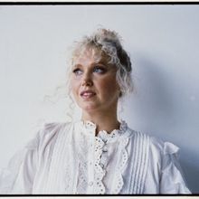 Video: Stephanie Lambring Shines A Light On Social Media Contradictions With 'Cover G