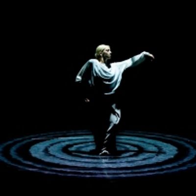 BWW Review: RUSSELL MALIPHANT DANCE COMPANY - SILENT LINES, Sadler's Wells