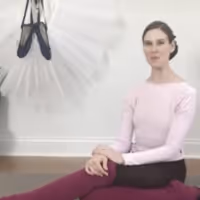 VIDEO: Mary Helen Bowers Hosts a 5-Minute Ballet Beautiful Workout