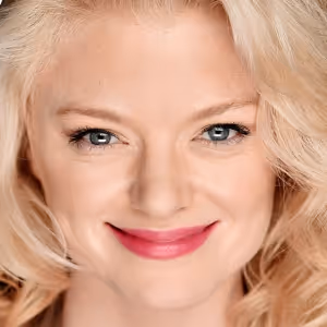 Interview: For The Record's Recurring Ruby Lewis Excitedly Returns To LOVE ACTUALLY…