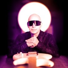 Joe Satriani Sets South Florida Fine Art Appearances