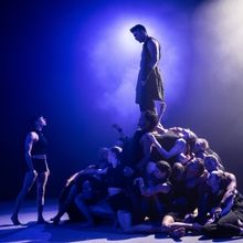 Review: THE GENESIS, Peacock Theatre