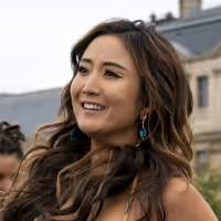 VIDEO: Watch Ashley Park in the EMILY IN PARIS Season Two Trailer