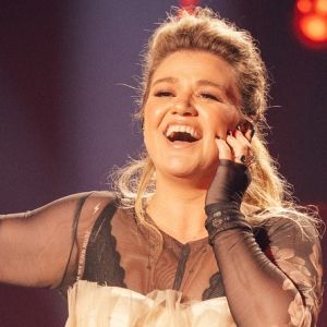 Kelly Clarkson Adds New Las Vegas Residency Dates