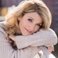 BWW Interview: Victoria Clark Opens Up About Her New Projects on Stage, Screen &…