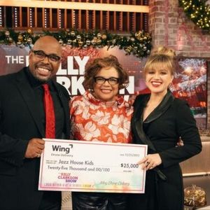 Kelly Clarkson Honors JAZZ HOUSE KiDS; Melissa Walker & Christian McBride Appear On…