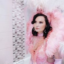 Review: RACHEL FAIRBURN: SHOWGIRL, The Stand, Edinburgh