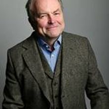 Clive Anderson's UK Tour Of ME, MACBETH, AND I Comes To The Wiltshire Music Centre