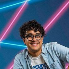 EDINBURGH 2023: Review: JOSH WELLER: AGE AGAINST THE MACHINE, Pleasance Courtyard