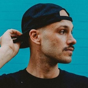 Lo5ive Returns With Funk And Afro House Fusion 'Hangin Up'