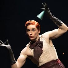 Eddie Redmayne Praises Adam Lambert's 'Magnificent' Emcee in CABARET