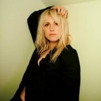 Hayley Williams Releases New Album 'FLOWERS for VASES'