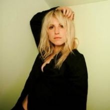 Hayley Williams Releases New Album 'FLOWERS for VASES'