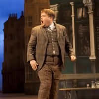 BWW Review: ONE MAN, TWO GUVNORS, National Theatre At Home