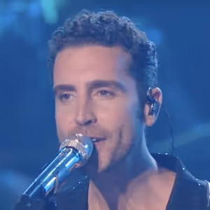 Video: Watch Nick Fradiani Sing Neil Diamond Medley on Season Finale of AMERICAN IDOL