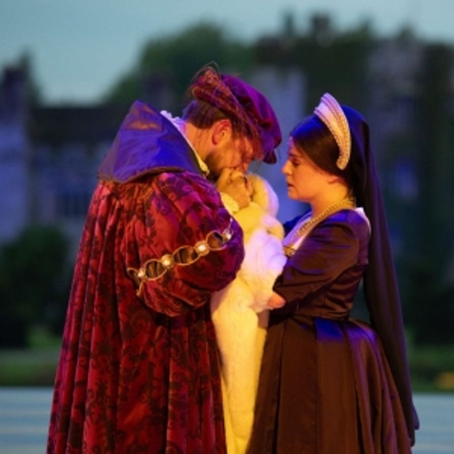 Wake Up With BroadwayWorld August 8, 2025- HAMILTON Celebrates 10 Years on Broadway and More  Image