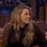 VIDEO: Blake Lively Says She Severely Broke Her Hand Punching Jude Law on THE… Video
