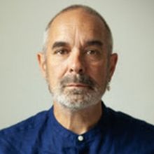 Roger Eno announces 'The Skies' Live Tour; New Album 'the skies, they shift like…