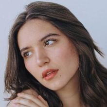 vivi rincon Shares New Single 'the party' & 'crash landing' EP