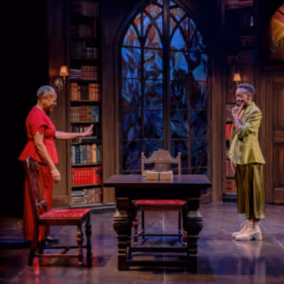 Review: PROPHETESS at Tarragon Theatre