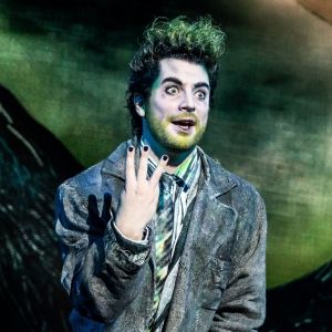 Justin Collette, Isabella Esler and More To Lead BEETLEJUICE Broadway Return