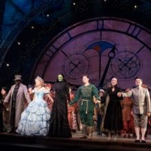 Photo: WICKED Tour Resumes with First Bow in Dallas!