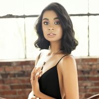 Drachel Releases New Music Video For 'Champagne & Roses'