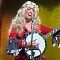 VIDEO: Watch an Evolution of Dolly Parton's Style from GOOD MORNING AMERICA