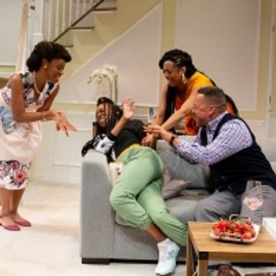 BWW Review: FAIRVIEW challenges theater conventions and audiences at Trinity Rep